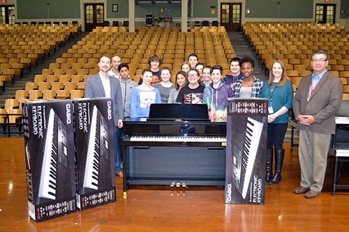 VH1 Save the Music Grant Awarded to Cedar Rapids Schools